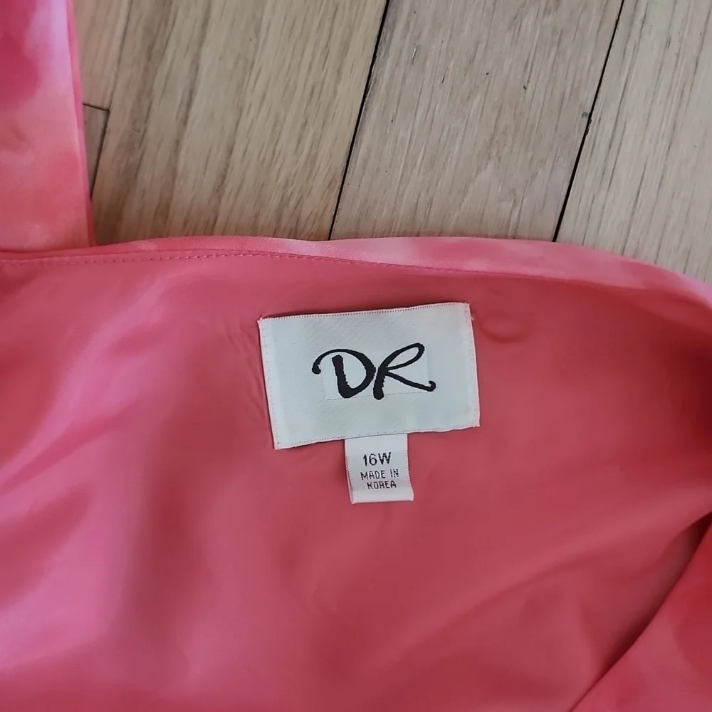 DR women's suit.  Size 16W